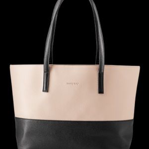 New MaryKay City Scape Tote